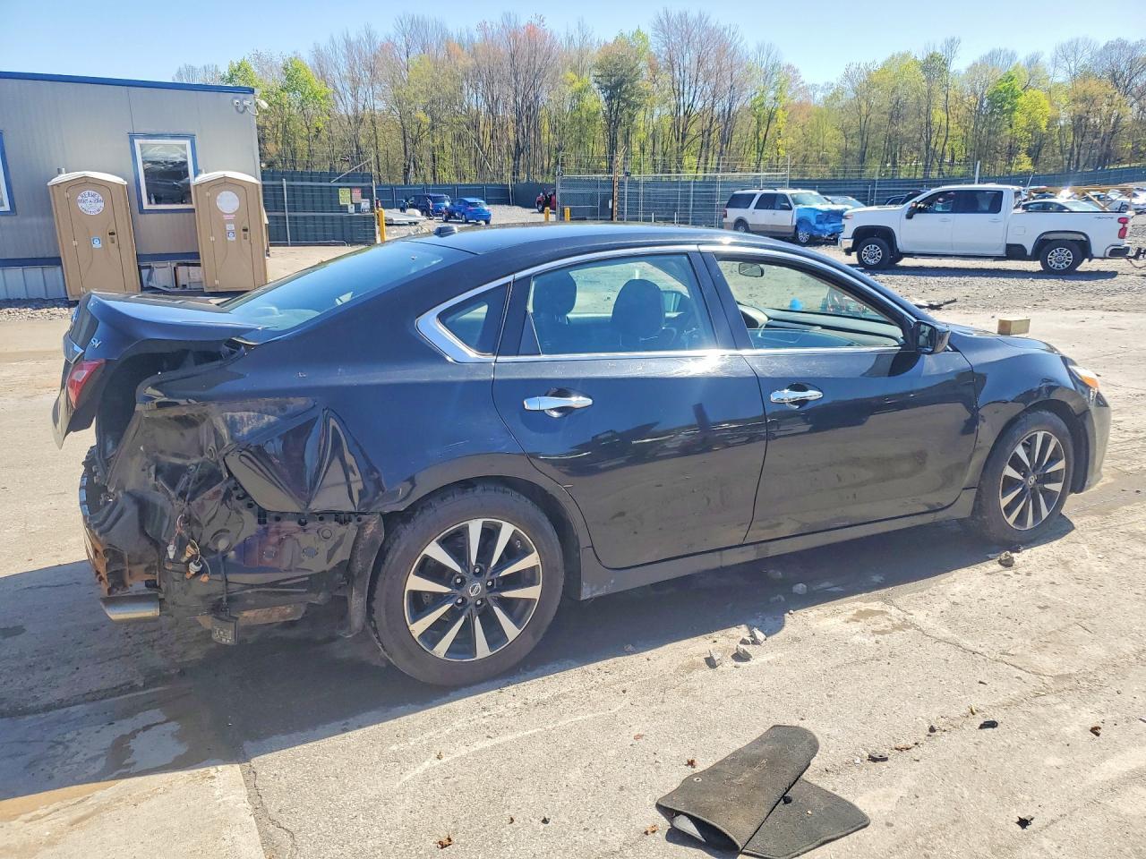 2017 NISSAN ALTIMA