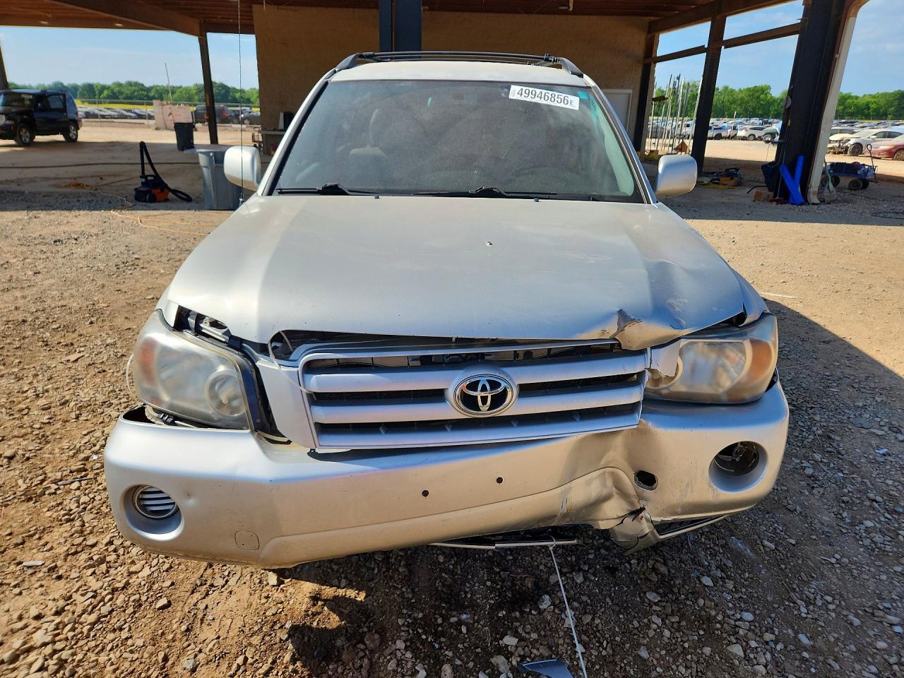 2004 TOYOTA HIGHLANDER