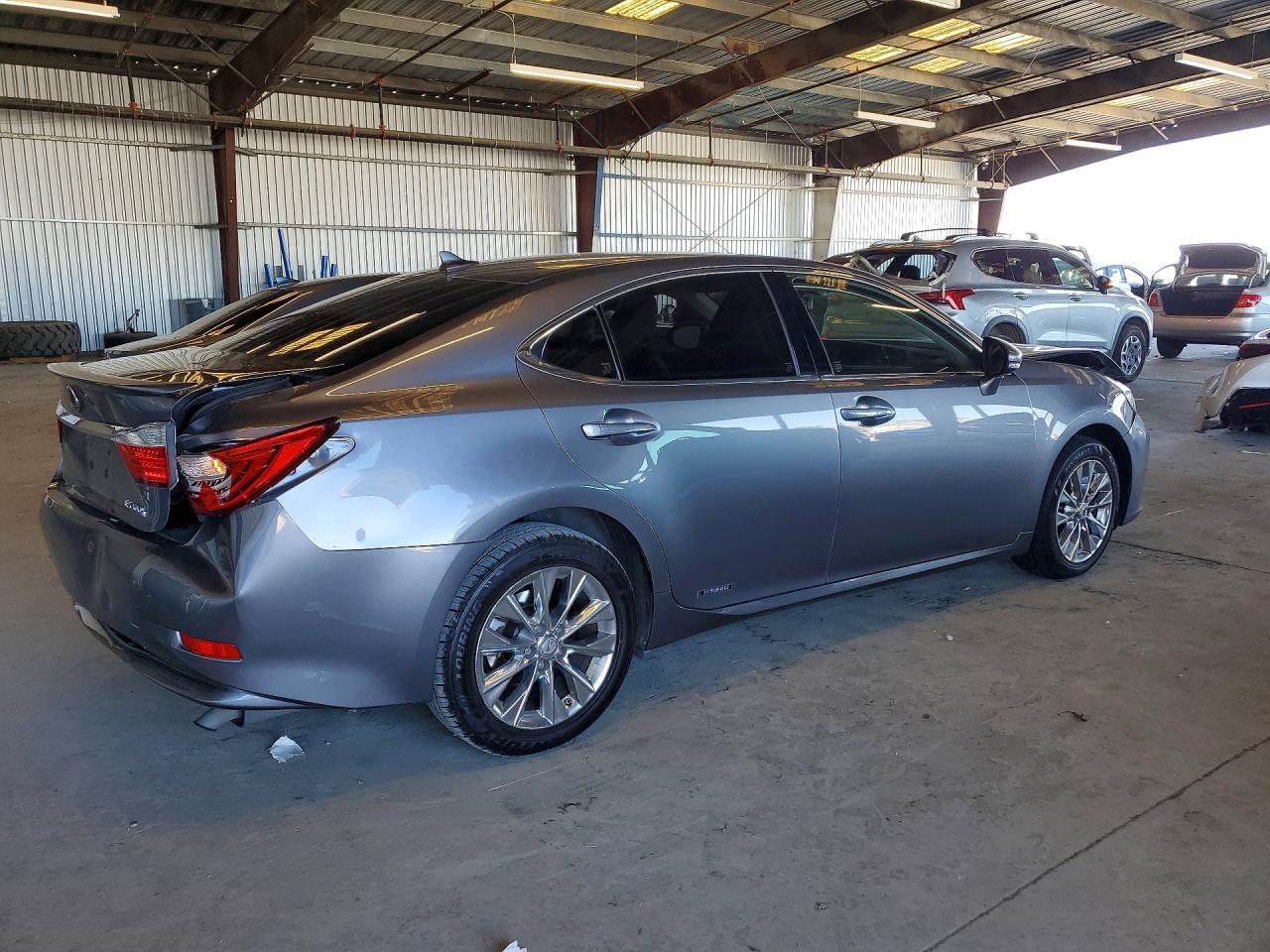 2014 LEXUS ES 300H