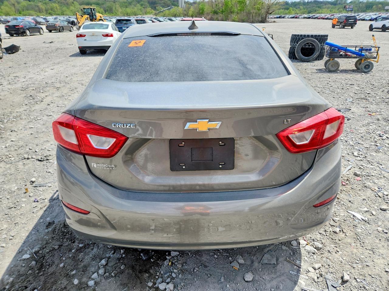 2017 CHEVROLET CRUZE