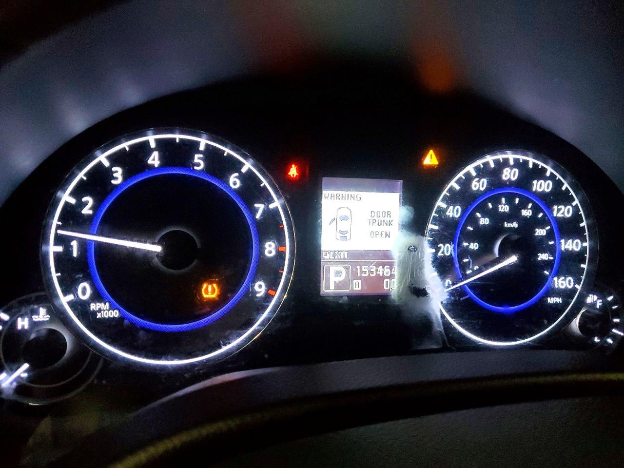 2011 INFINITI G37