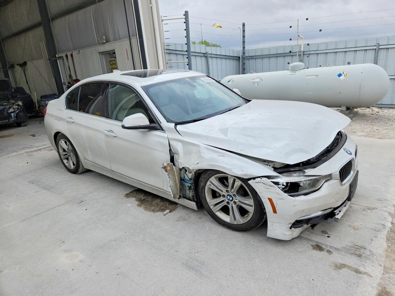 2016 BMW 3 SERIES