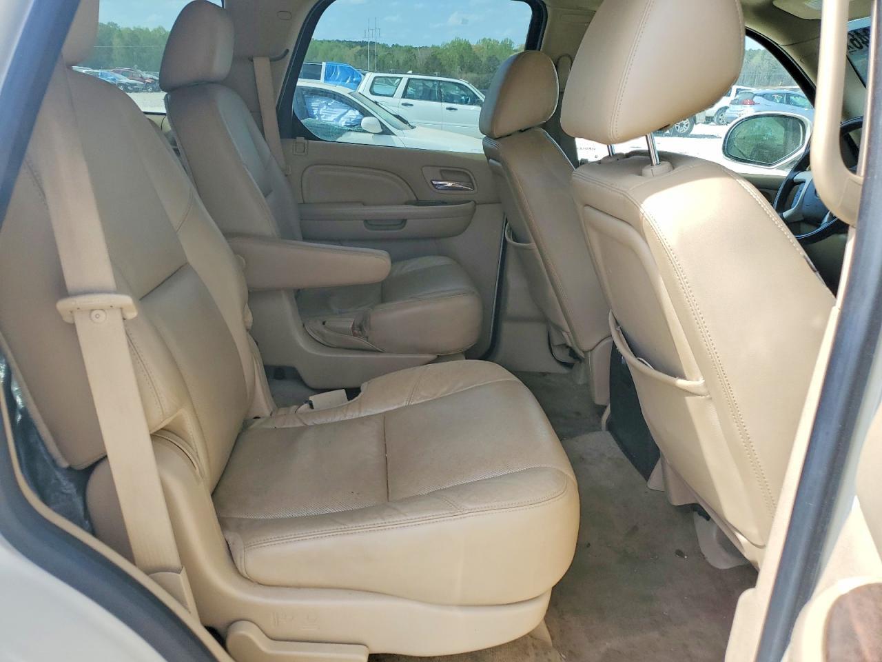2013 CADILLAC ESCALADE