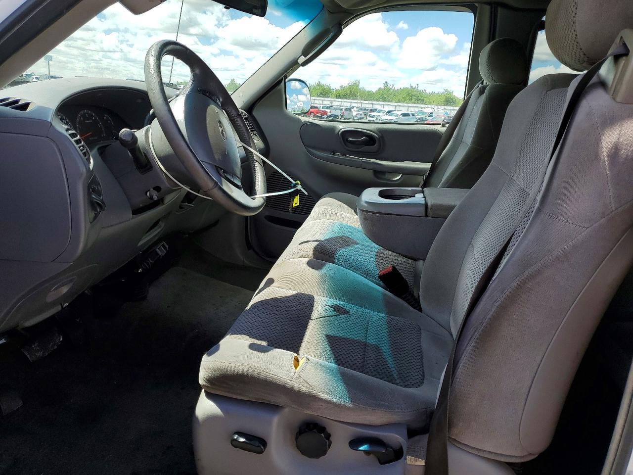 2002 FORD F-150 Lightning