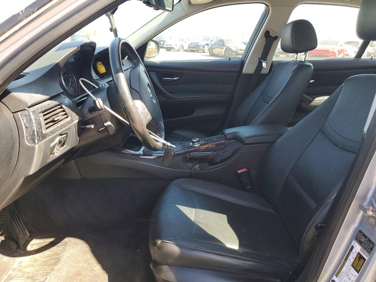 2011 BMW 3 SERIES