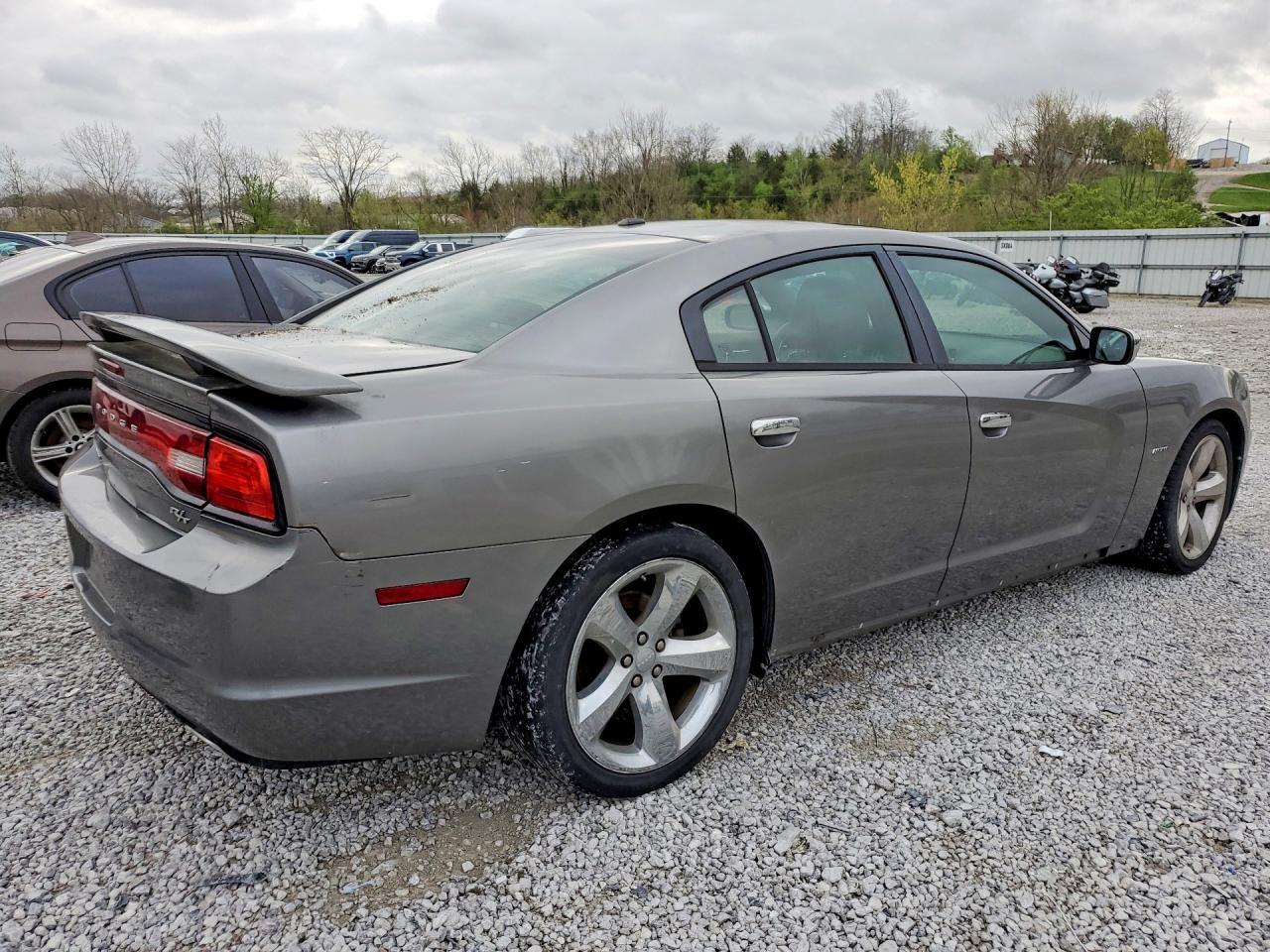 2011 DODGE CHARGER