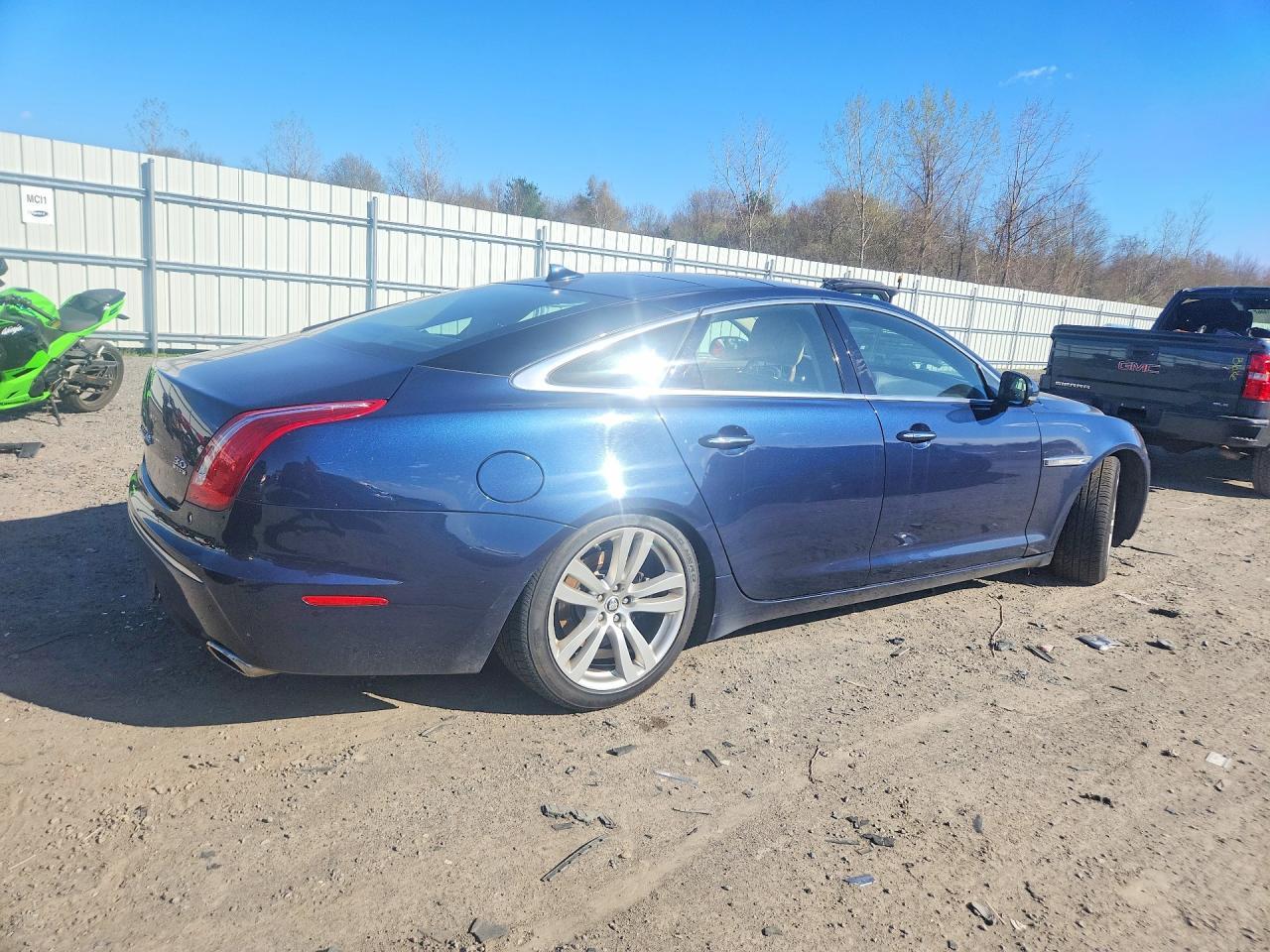 2013 JAGUAR Xj-Series