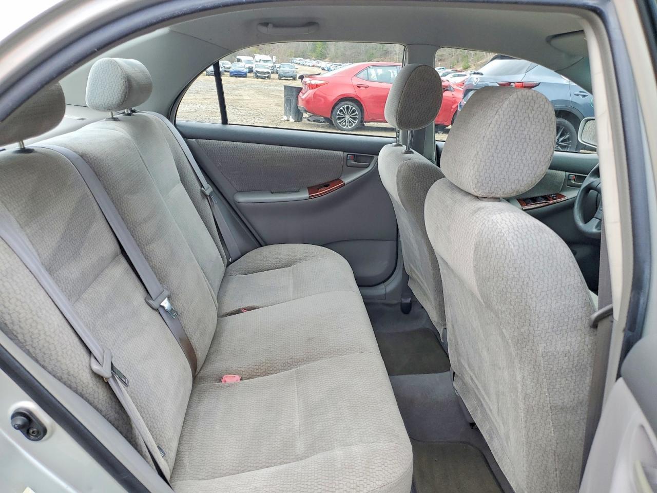 2004 TOYOTA COROLLA
