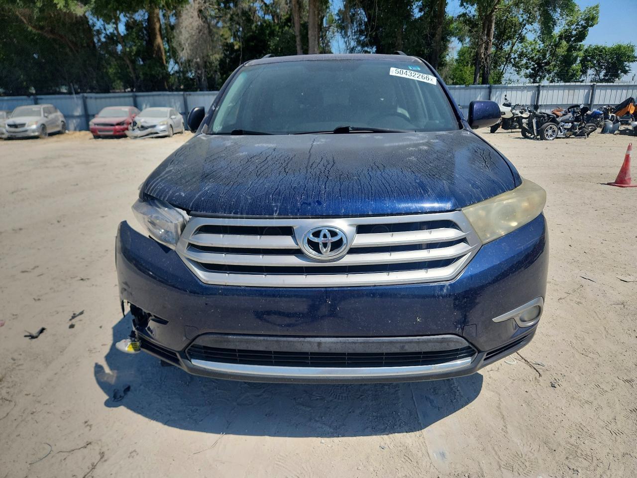 2012 TOYOTA HIGHLANDER