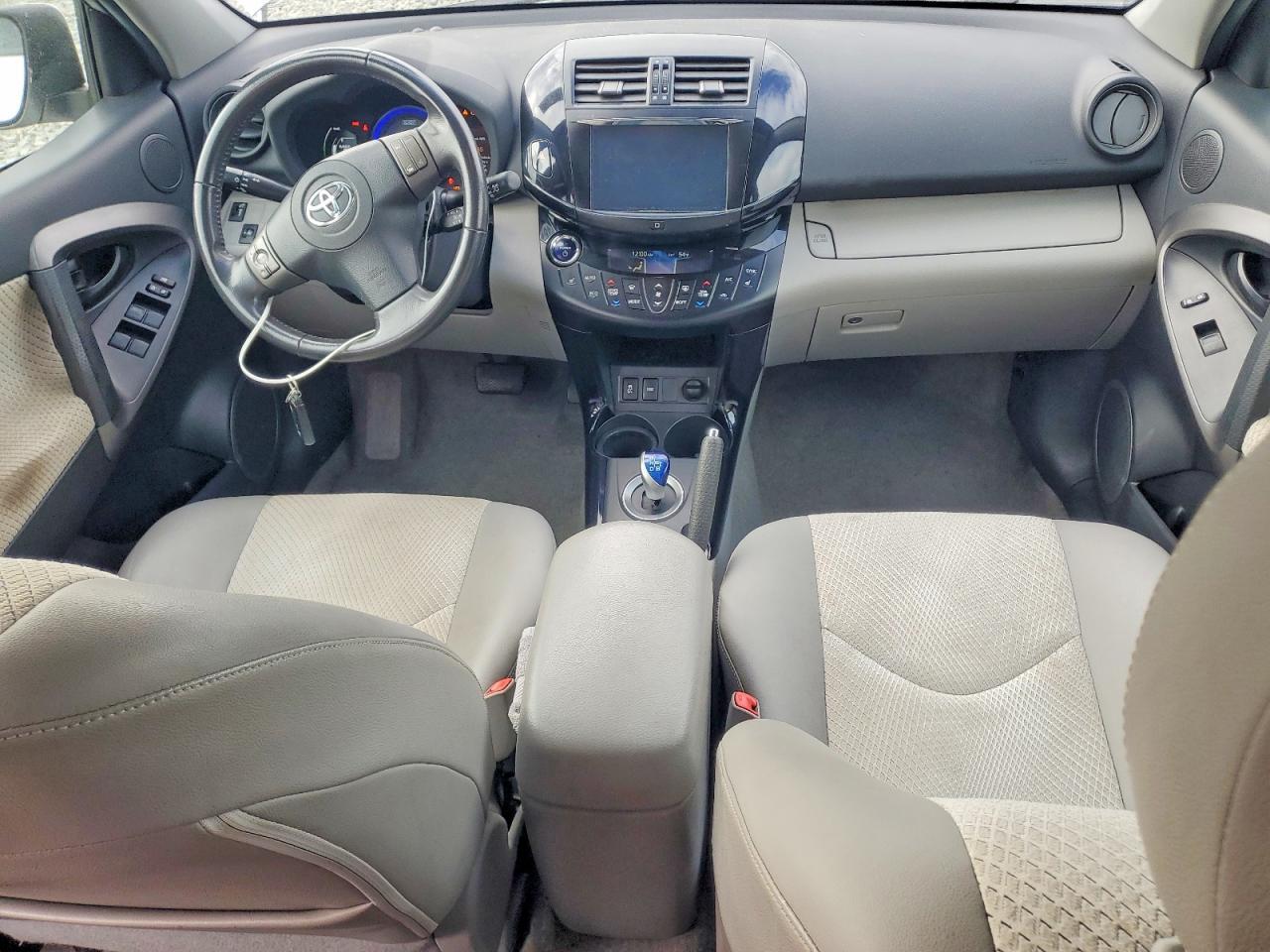 2014 TOYOTA RAV4
