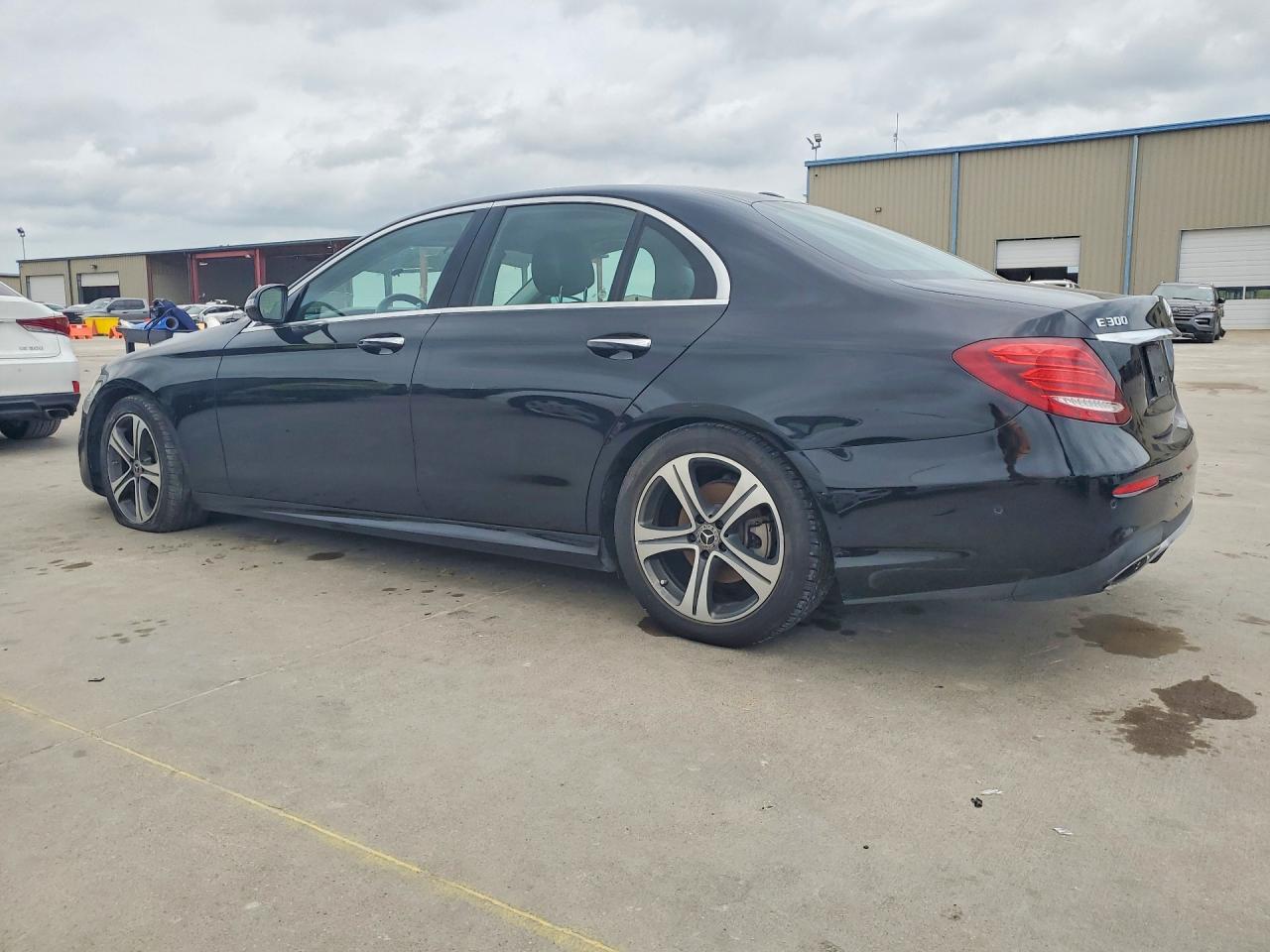 2018 MERCEDES-BENZ E-Class