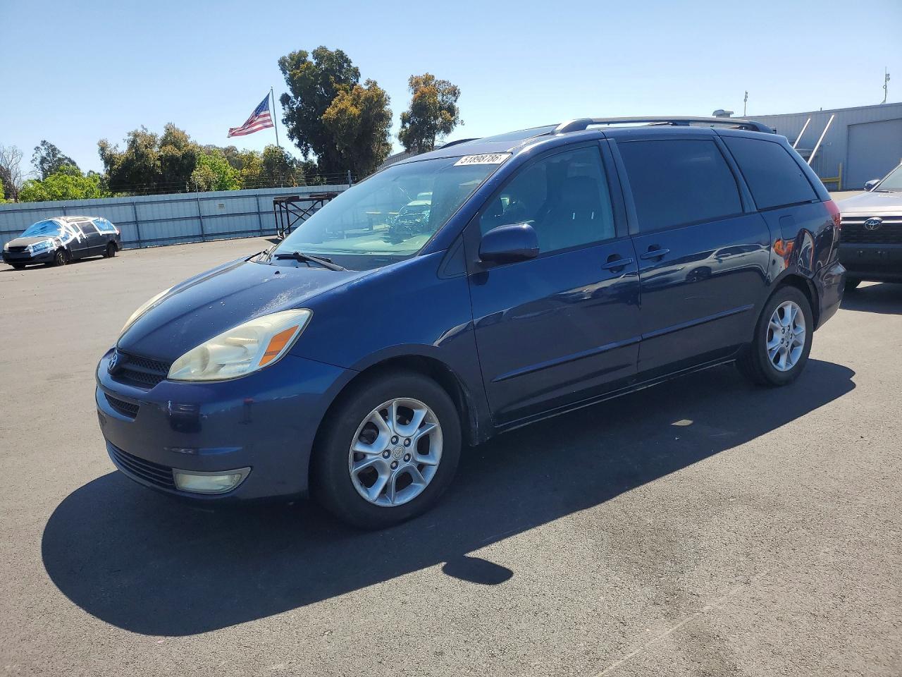 2005 TOYOTA SIENNA