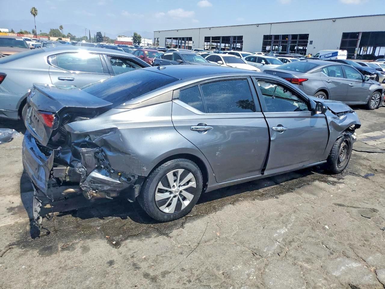 2019 NISSAN ALTIMA