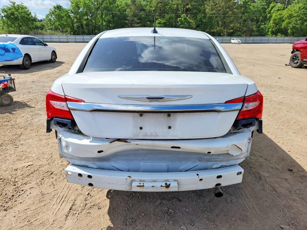 2012 CHRYSLER 200