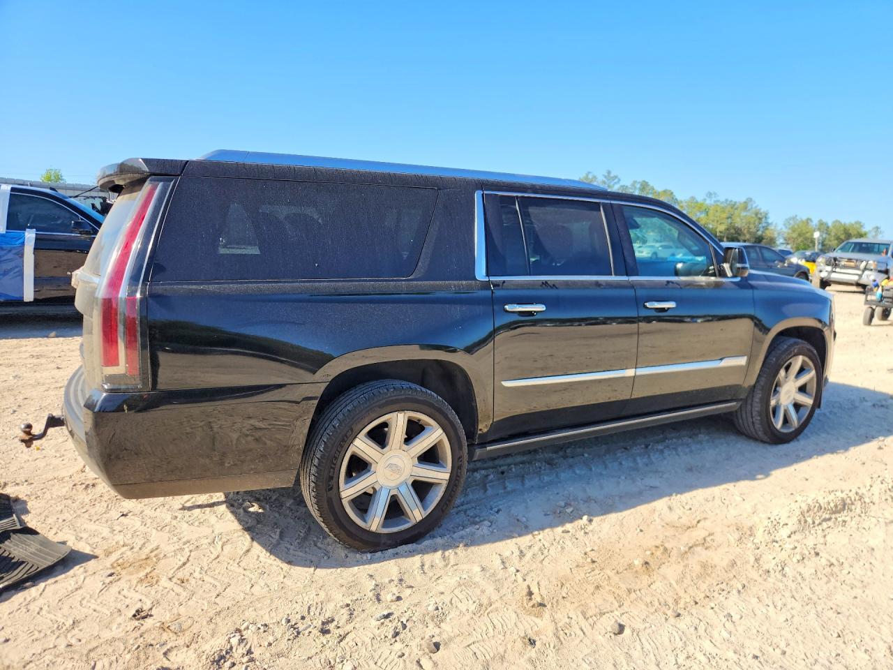 2015 CADILLAC Escalade ESV