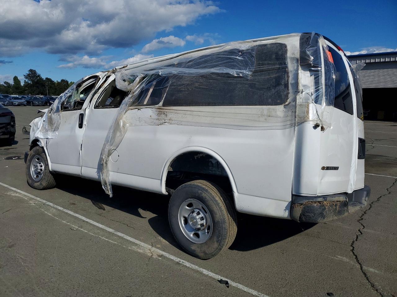 2025 CHEVROLET EXPRESS 2500