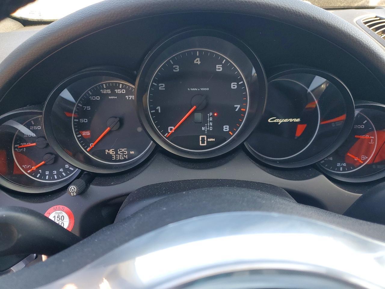 2014 PORSCHE CAYENNE