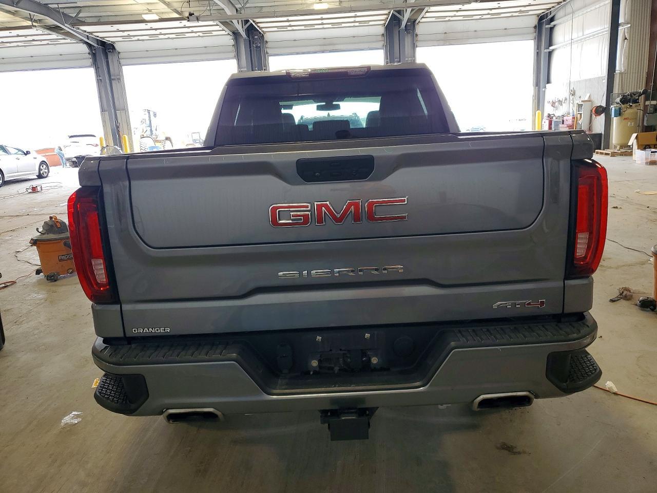 2021 GMC Sierra