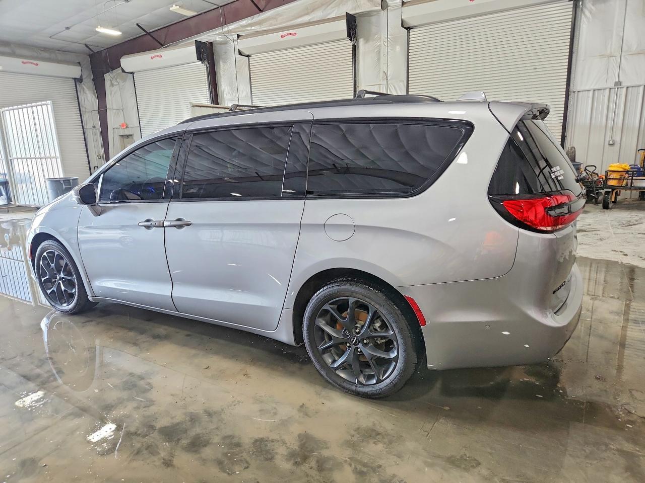 2021 CHRYSLER Pacifica