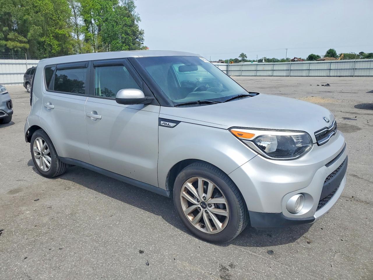 2018 KIA SOUL