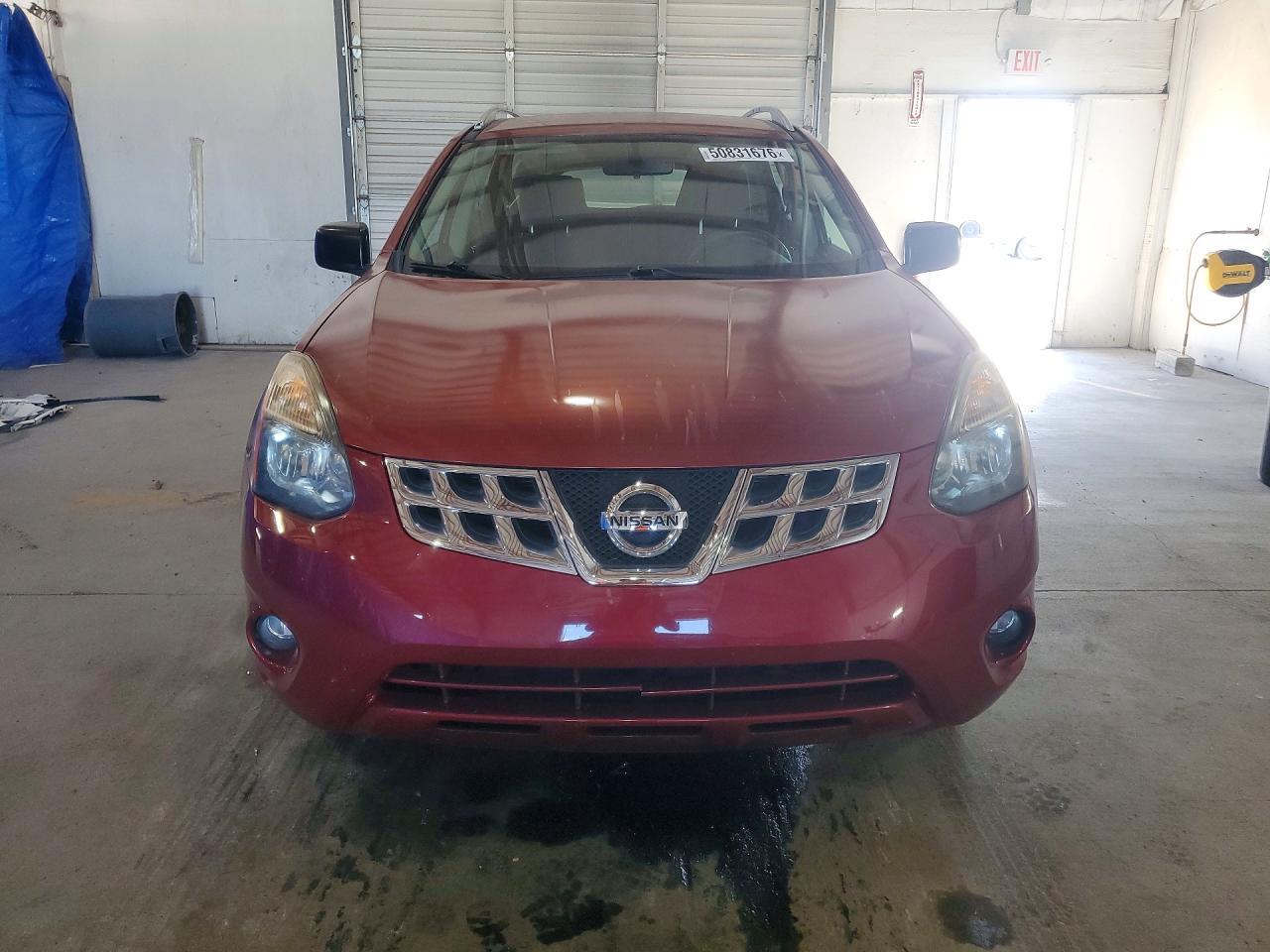2015 NISSAN ROGUE