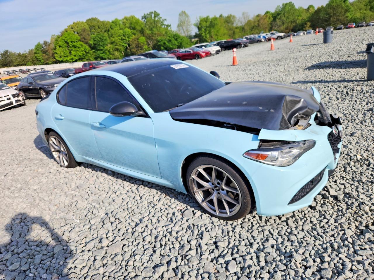 2017 ALFA ROMEO Giulia