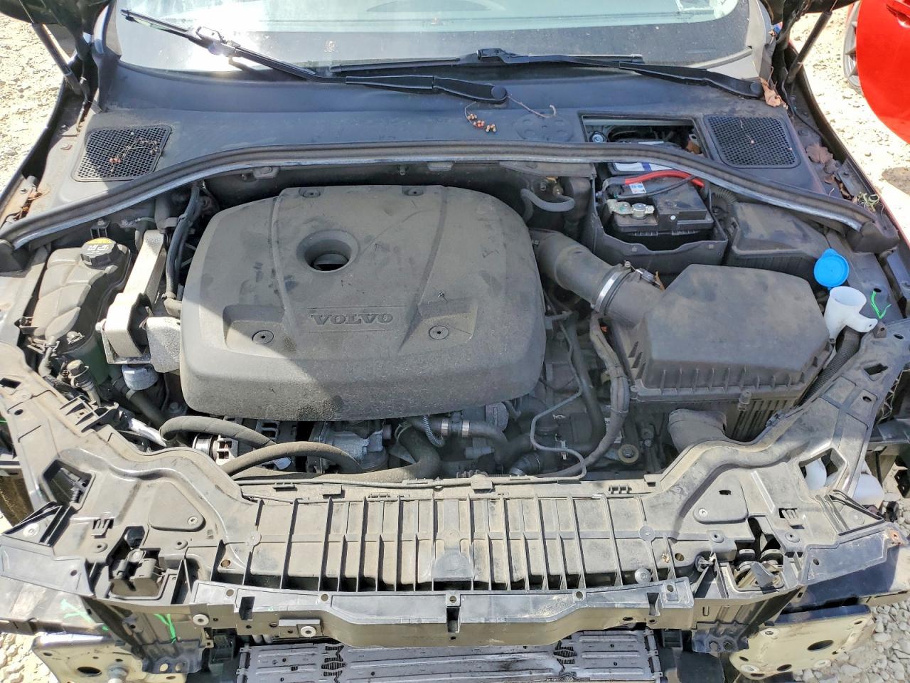2018 VOLVO S60