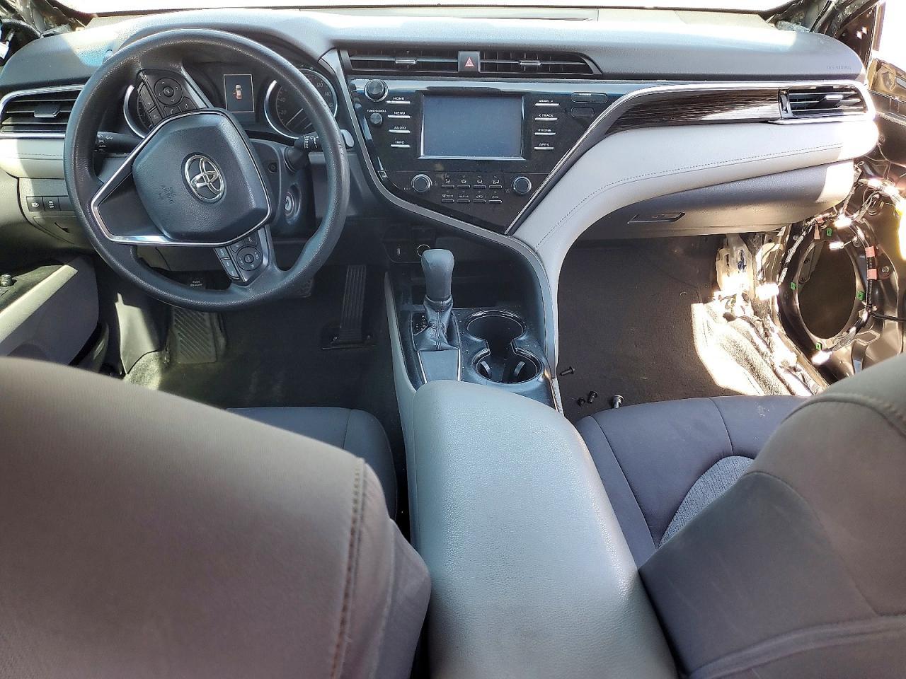2018 TOYOTA CAMRY
