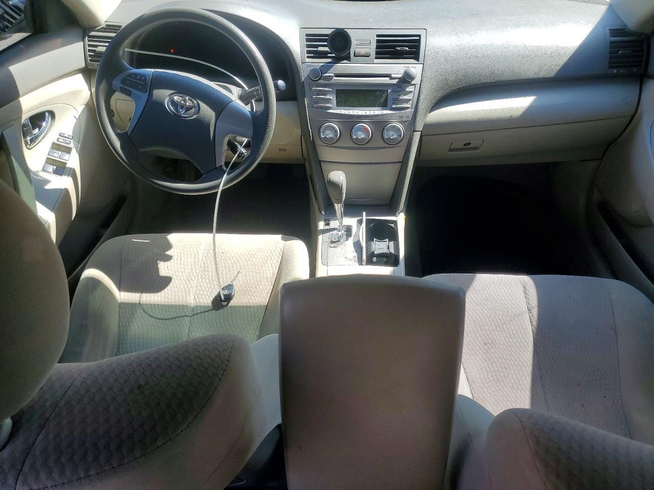 2010 TOYOTA CAMRY