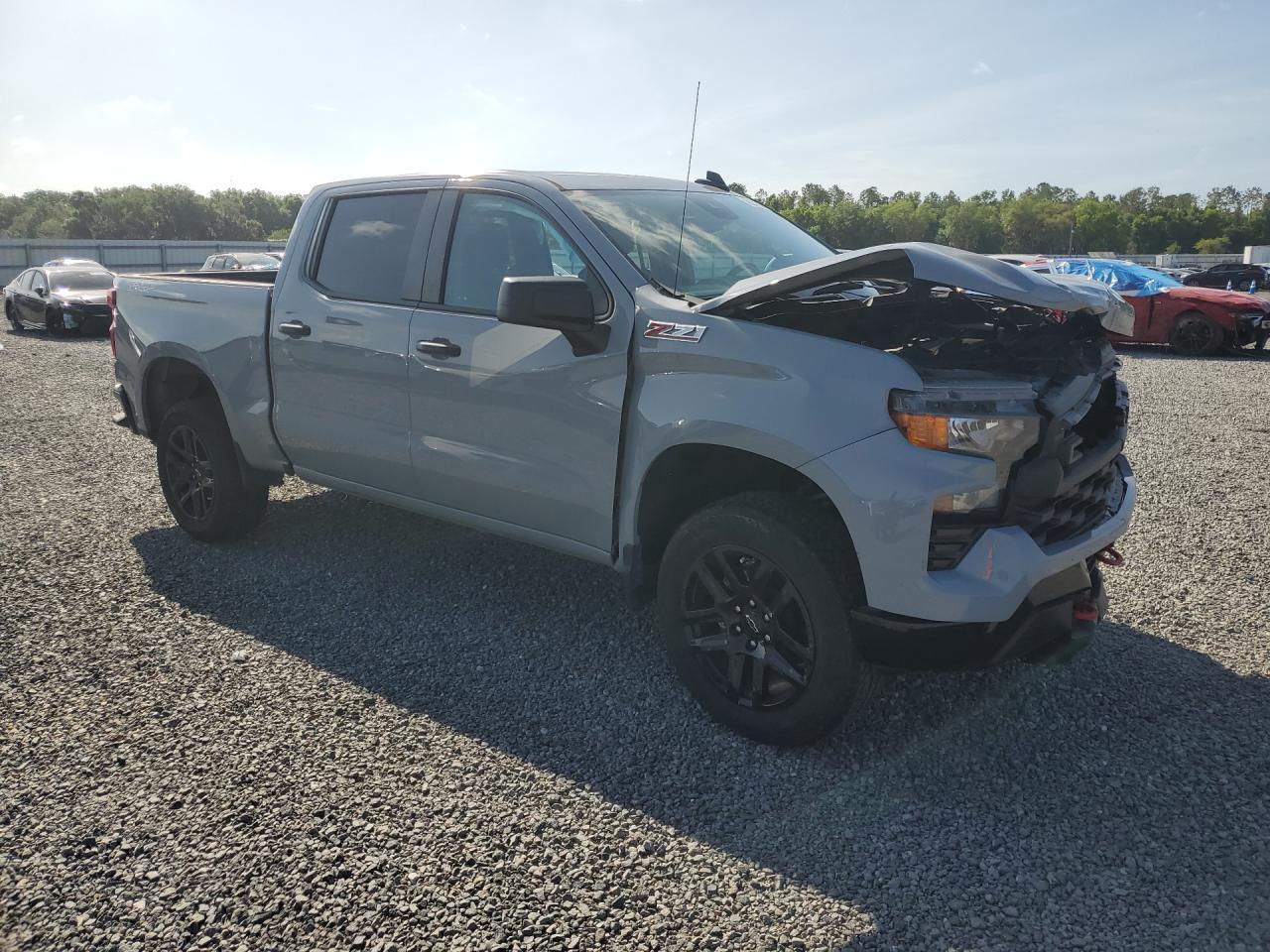 2024 CHEVROLET Silverado