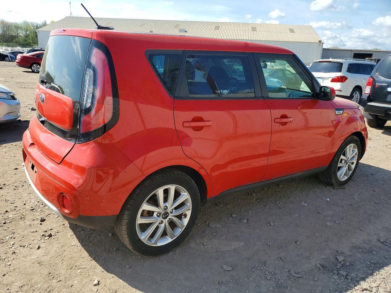 2017 KIA SOUL