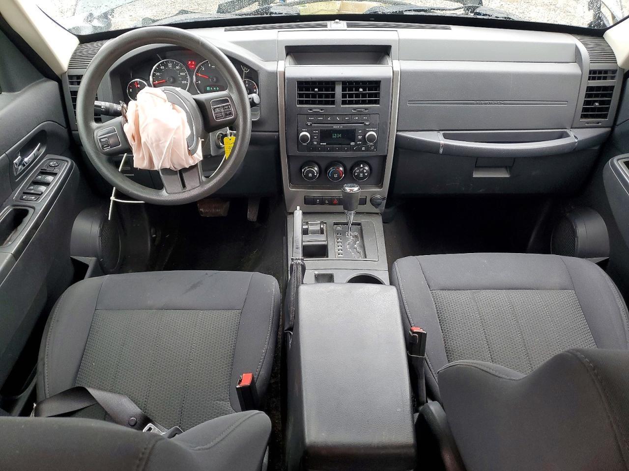 2011 JEEP Liberty