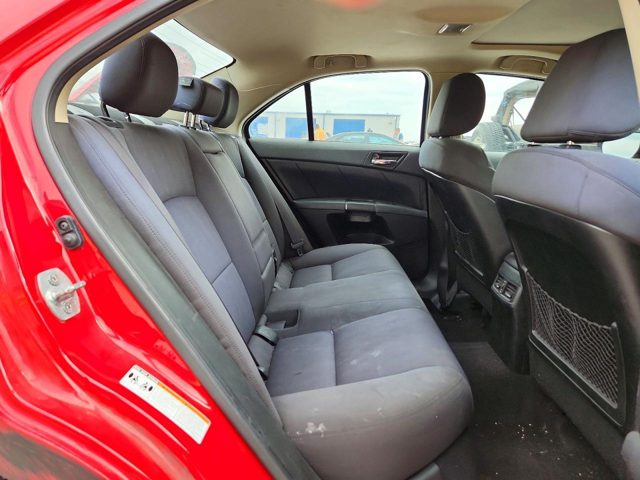 2012 SUZUKI Kizashi