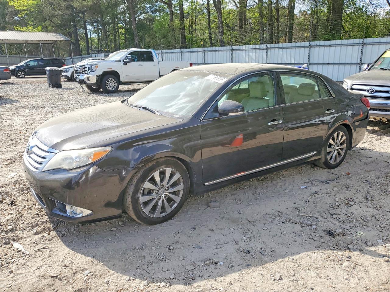 2011 TOYOTA Avalon