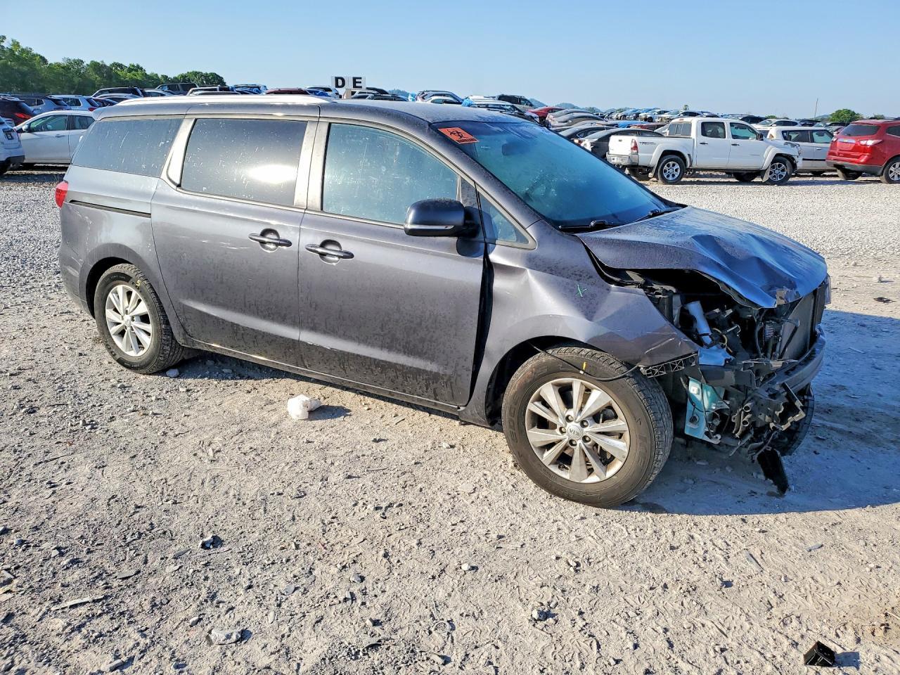 2017 KIA SEDONA