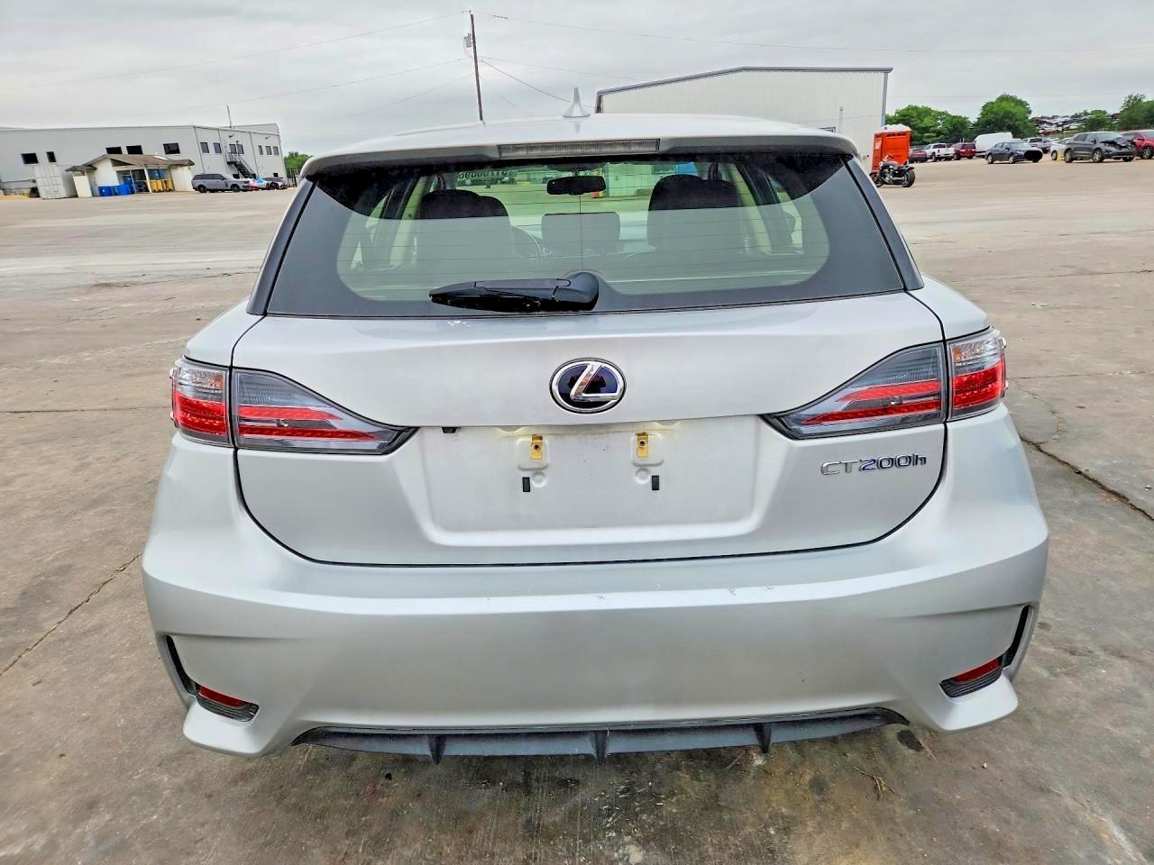 2015 LEXUS CT 200H