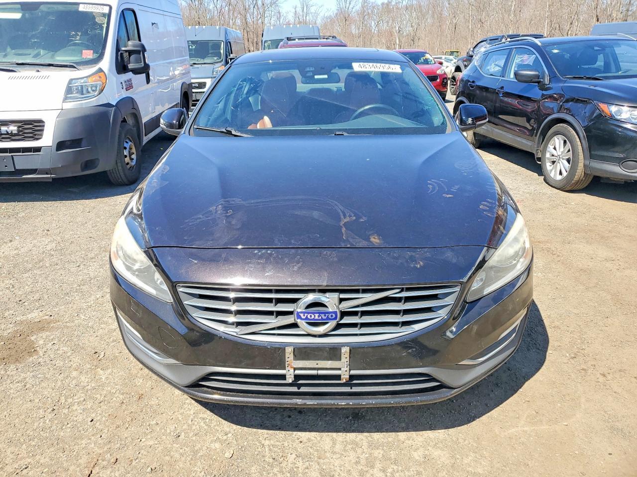 2015 VOLVO S60