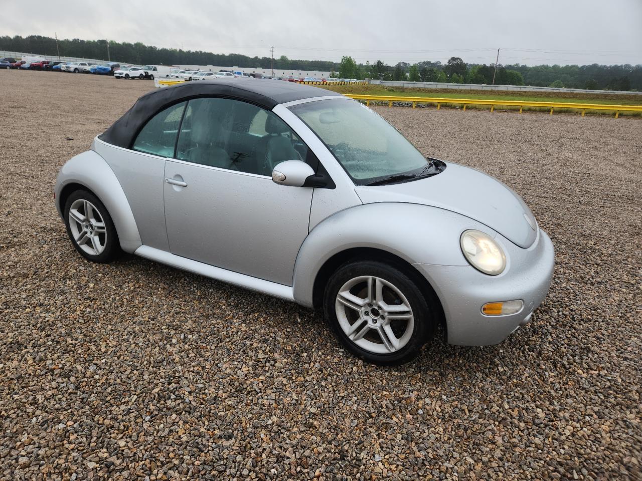 2005 VOLKSWAGEN Beetle