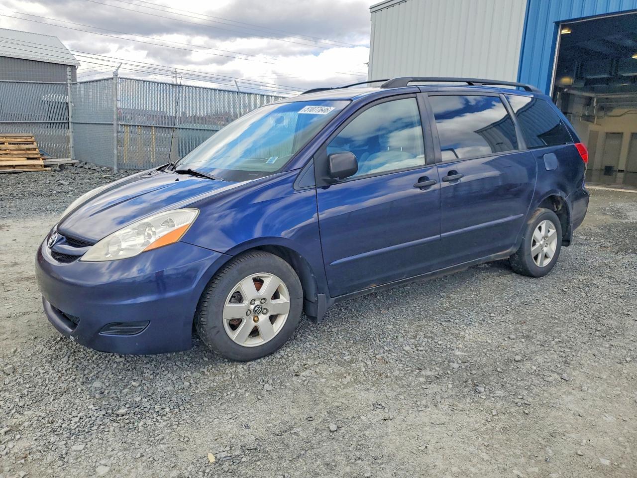 2006 TOYOTA SIENNA
