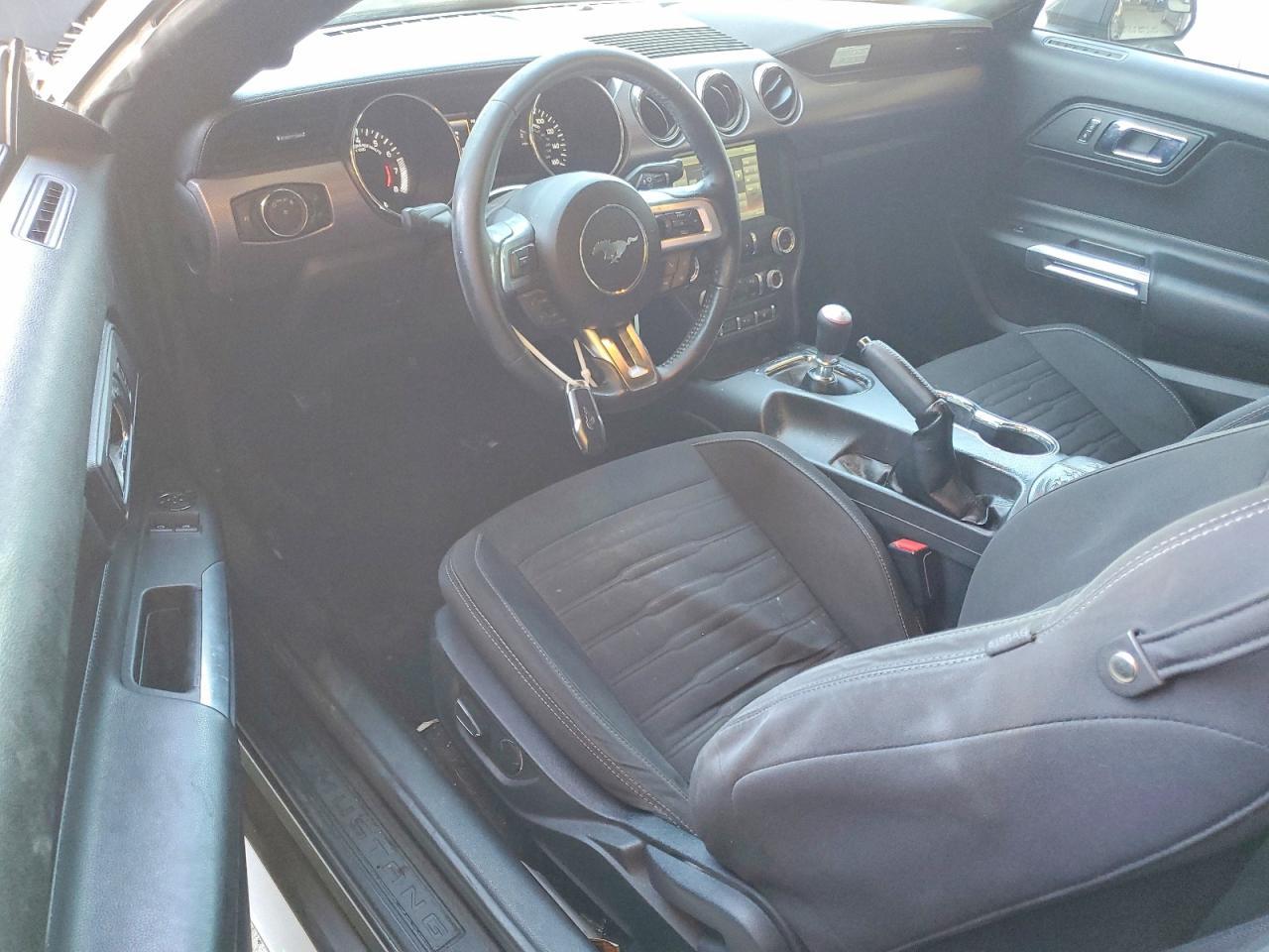2017 FORD MUSTANG