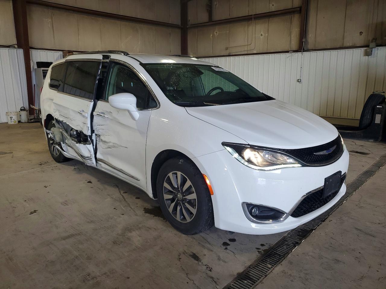 2020 CHRYSLER Pacifica