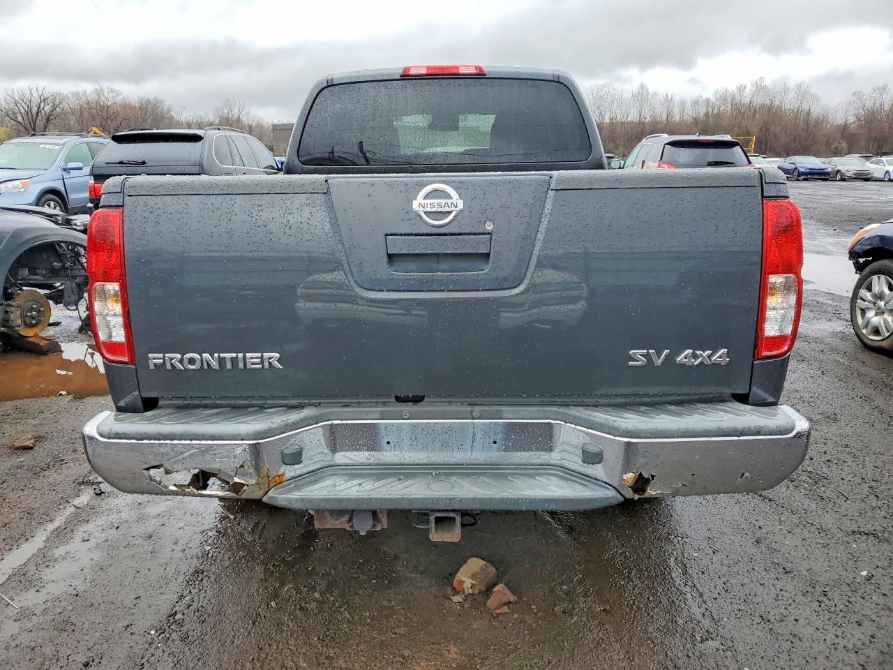 2011 NISSAN Frontier