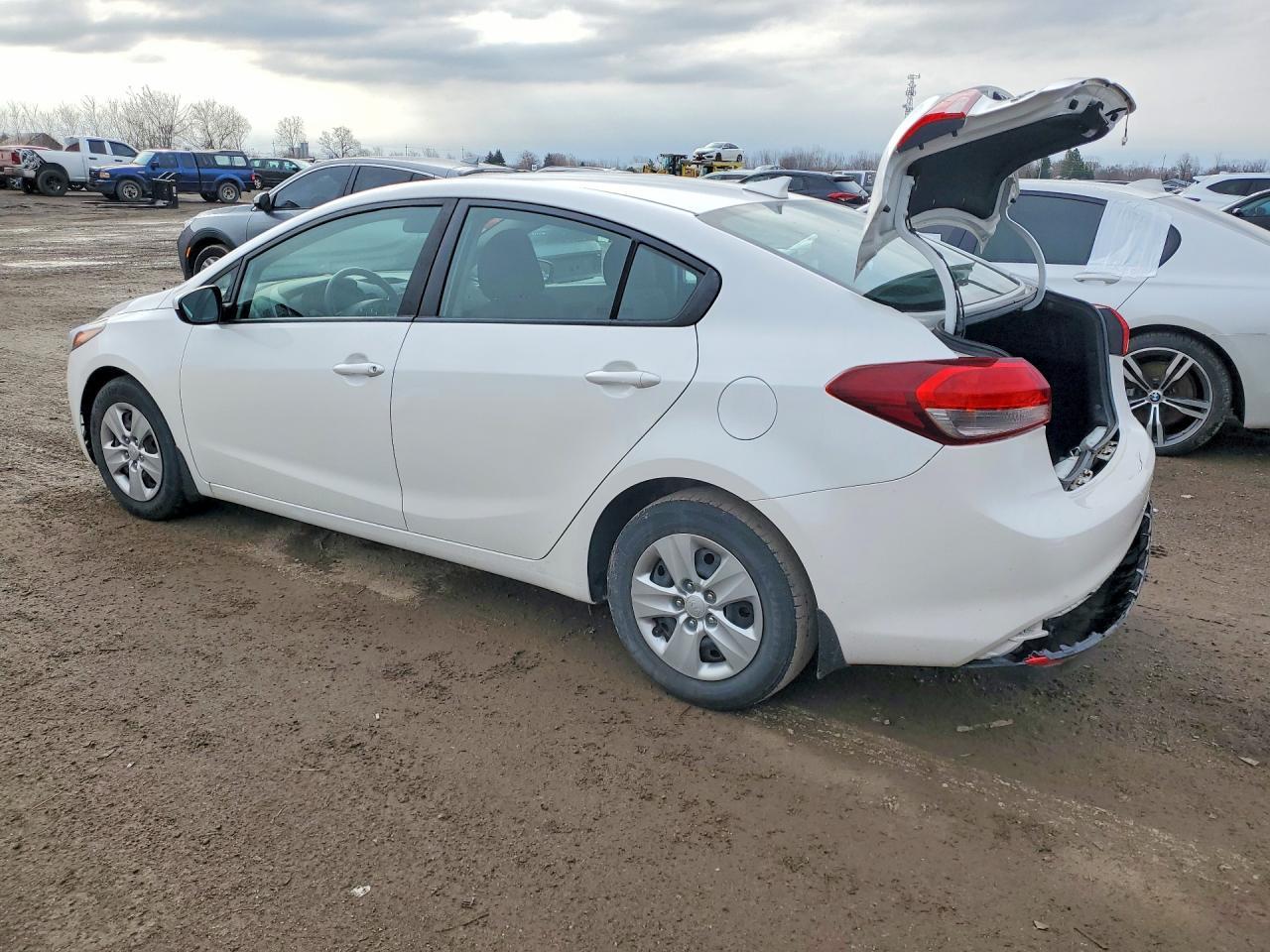2017 KIA FORTE