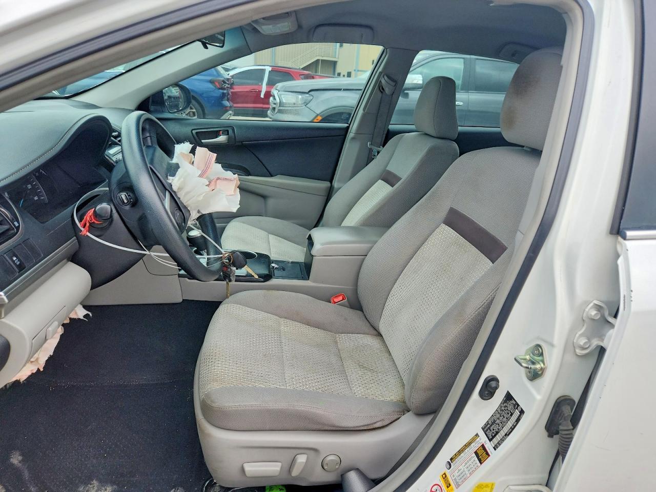 2014 TOYOTA CAMRY