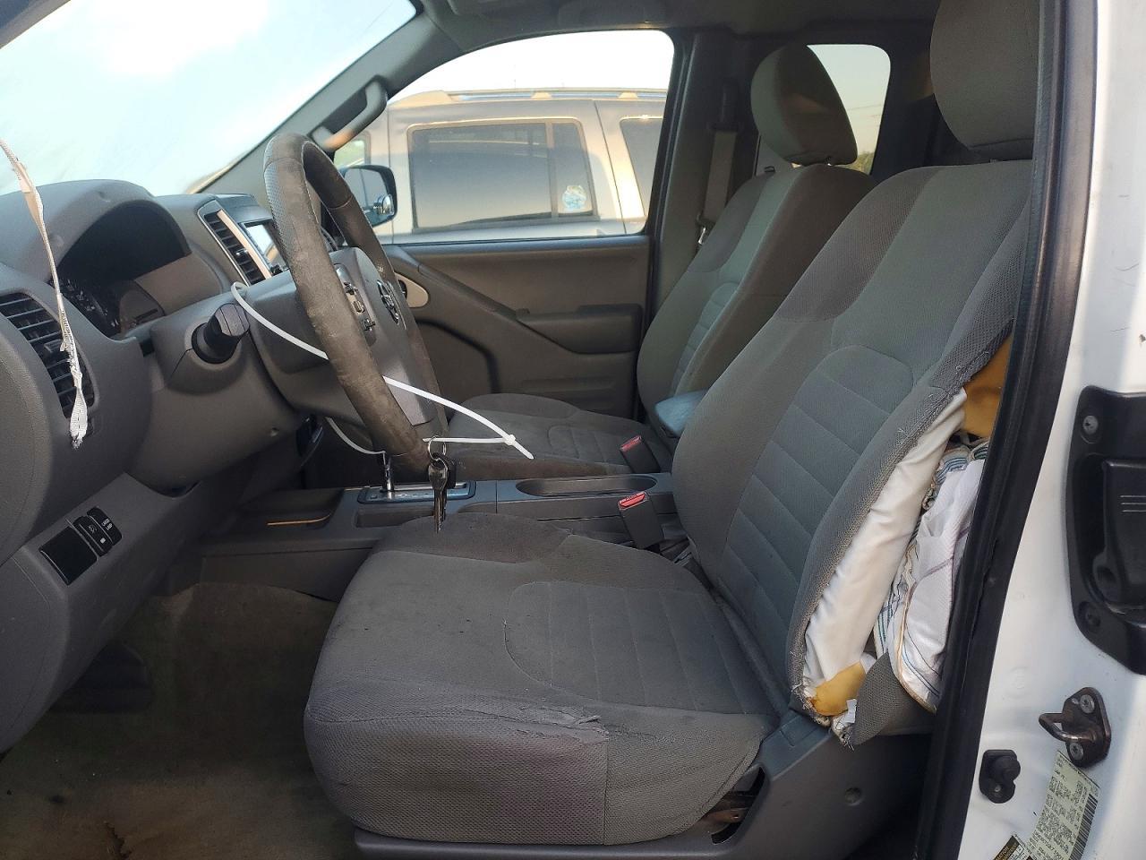 2016 NISSAN Frontier