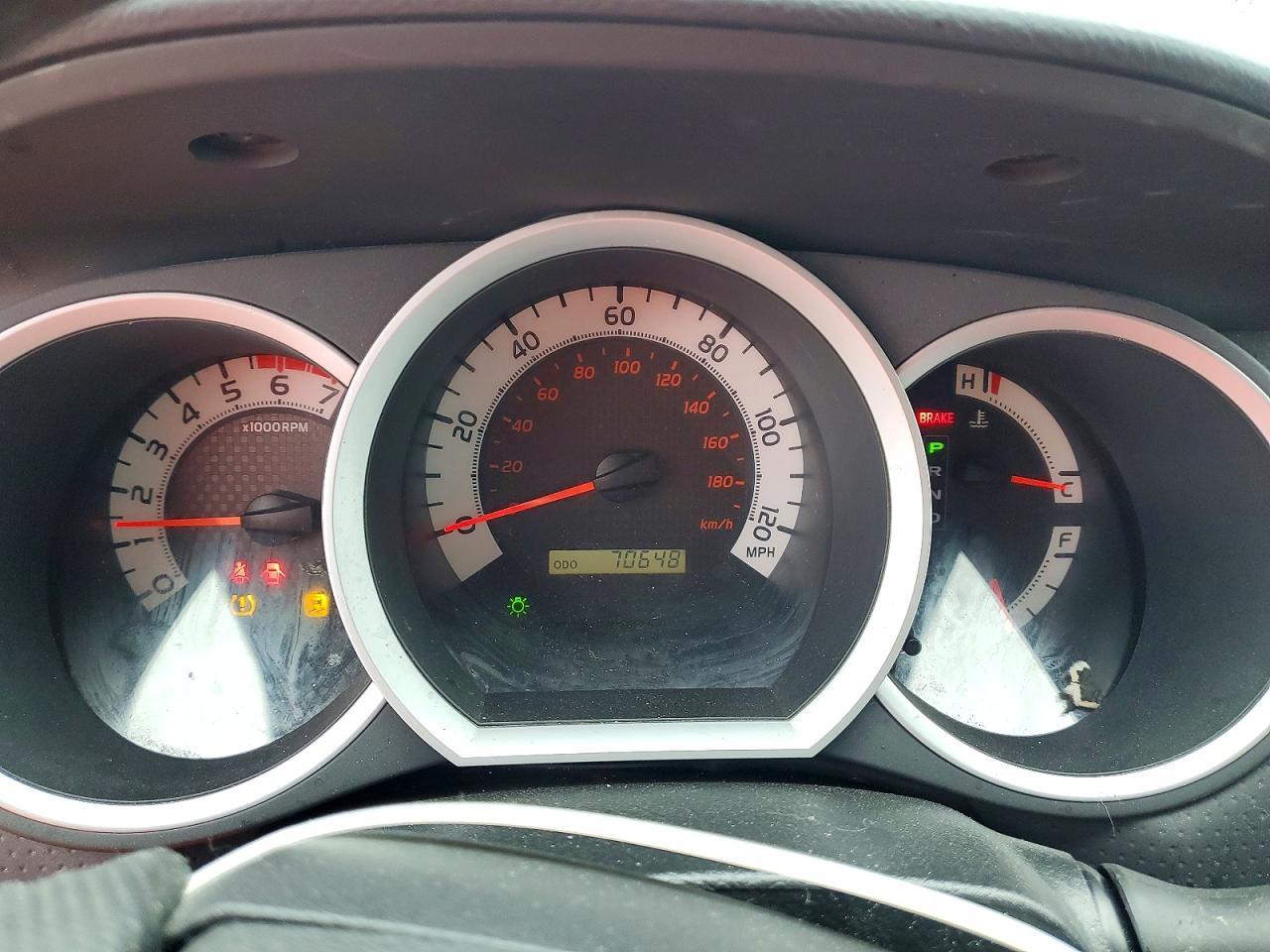 2015 TOYOTA TACOMA