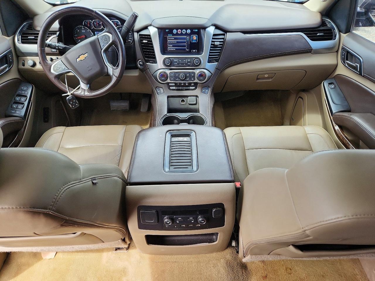 2017 CHEVROLET Suburban