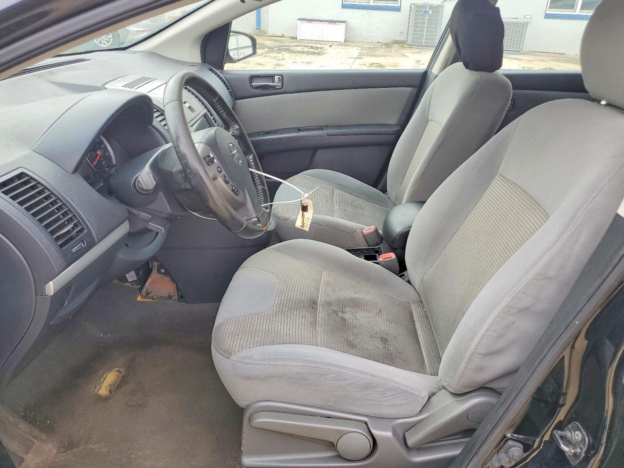 2010 NISSAN SENTRA