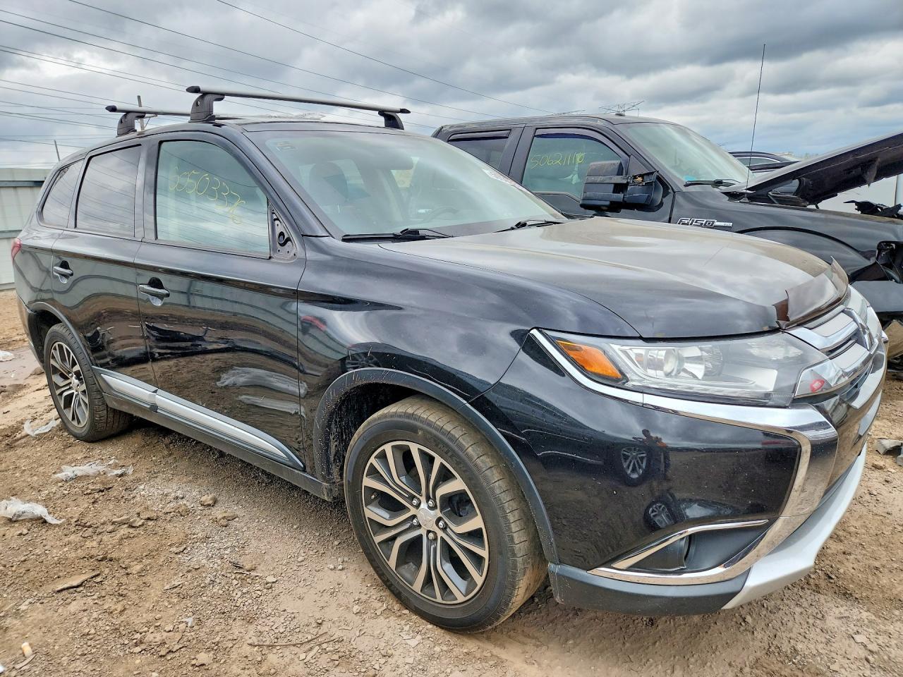 2017 MITSUBISHI outlander