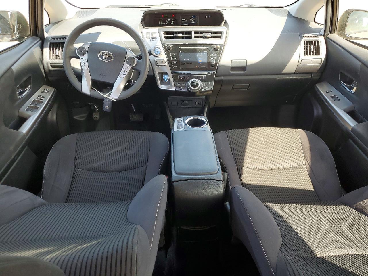 2016 TOYOTA PRIUS V